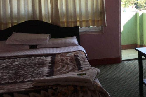 1 Night / 2 Days Hotel + Sightseeing